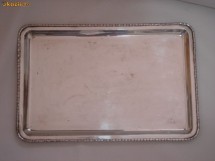 FRUMOASA TAVA PENTRU SERVIT DIN METAL ARGINTAT foto