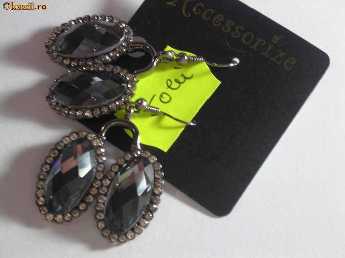 SUPER PRET !Cercei superbi ACCESORIZE noi cu eticheta ! foto mare