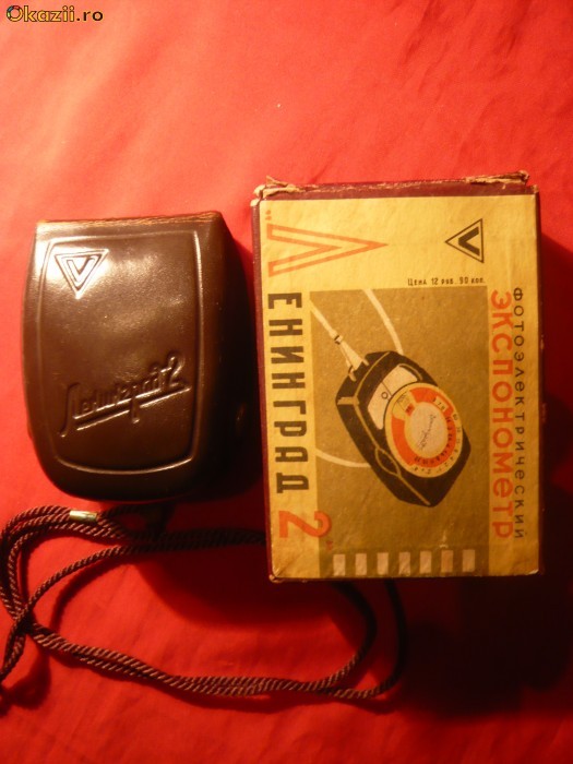 EXPONOMETRU LENINGRAD 2 -In cutie si etui originale foto mare