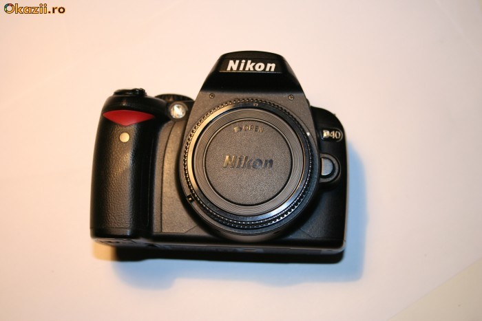 Vand Nikon D40 + Obiectiv 18-55 foto mare