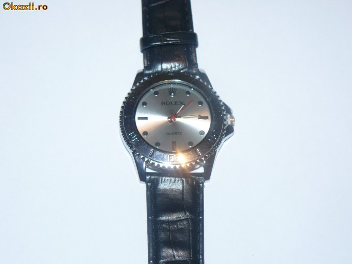 CEASURI ELEGANTE ROLEX OMEGA GUCCI D&G!!! foto mare