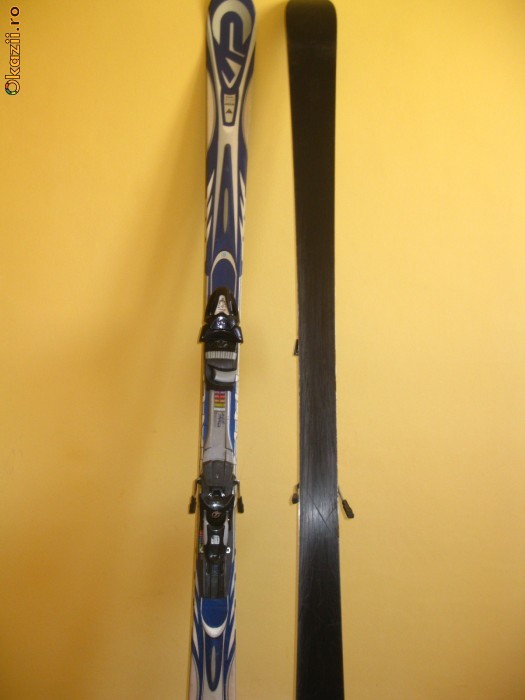 Skiuri K2 Comanche 165cm + legaturi foto mare