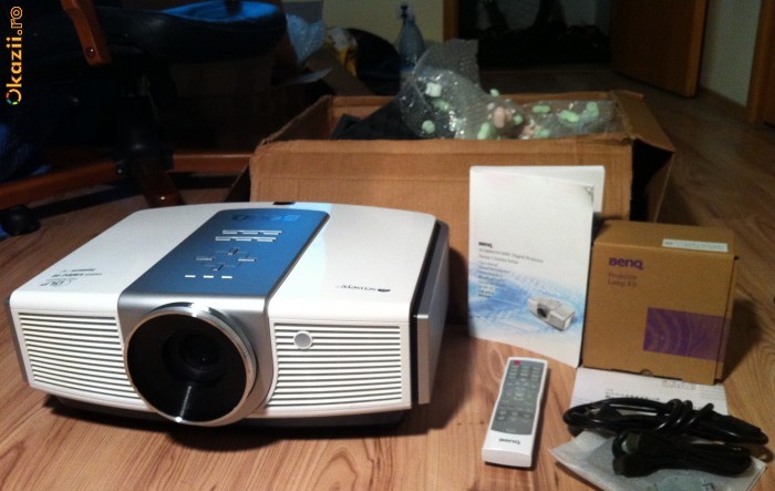 VIDEOPROIECTOR Home Cinema BENQ W5000 NATIV FULL HD 1080P  LAMPA NOUA foto mare
