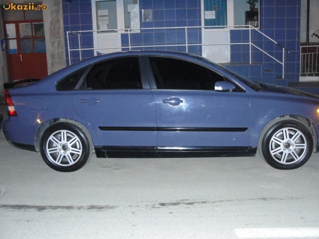 Vand autoturism Volvo S40 foto mare