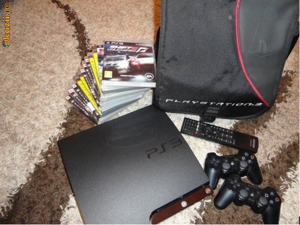 Playstation 3 320 GB slim Premium Pack foto mare