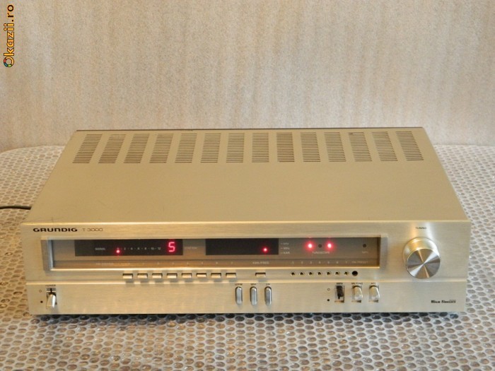 TUNER GRUNDIG MODEL T 3000 120 RON !!!! foto mare