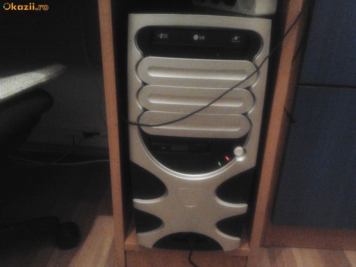 calculator pentium 4 superoferta+ monitor crt compaq foto mare