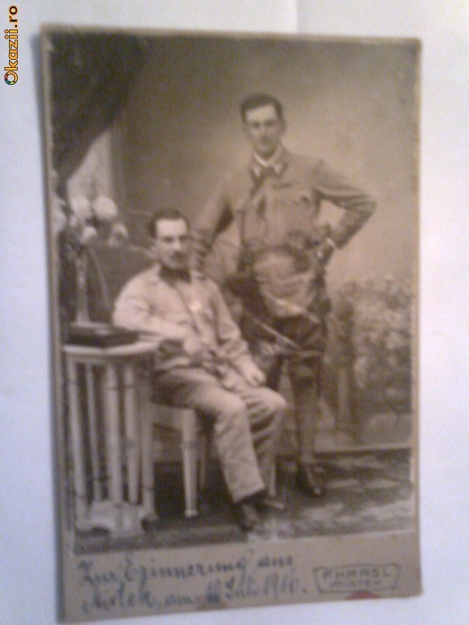 Fotografie a doi ofiteri, 10 iule 1916,  Dimensiuni 16 x 10 cm foto mare