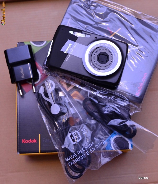 KODAK EASYSHARE M530 12mpx 3x optic zoom impecabila noua foto mare