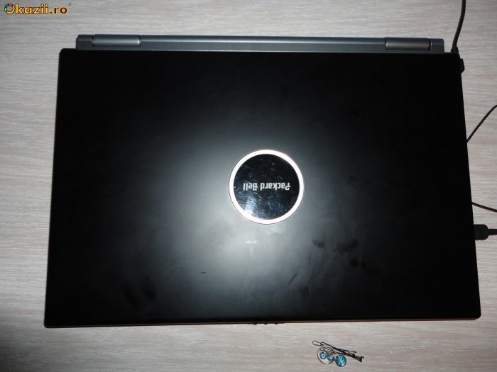 Vand / Schimb Laptop / Notebook Packard Bell EasyNote SB65, 17 INCH, CORE2 DUO, 910GB HDD schimb cu IPHONE, NOKIA, GALAXY, HTC, BLACKBERRY foto mare