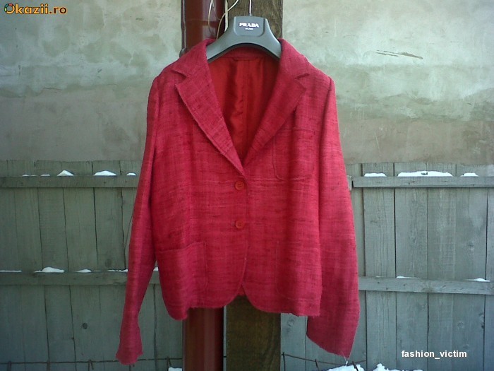 Sacou dama PRADA original masura 42, din lana si dublura de matase  stil Chanel, disponibil pe verde si rosu fucsia,fabuloase foto mare
