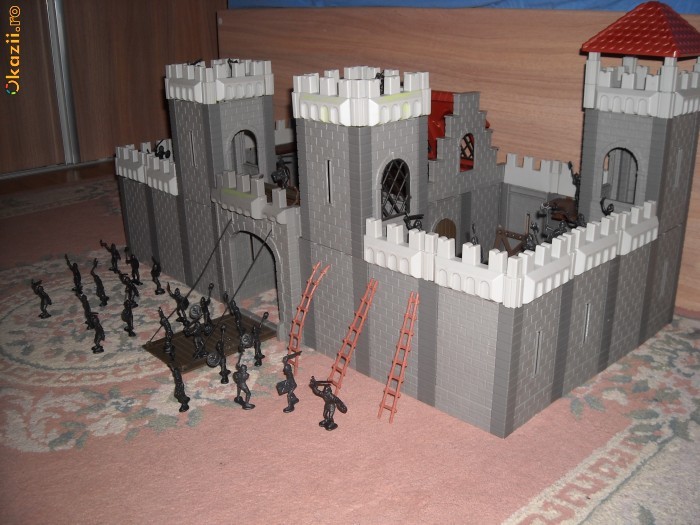 Castel tip Playmobil - Set 45 figurine soldati medievali foto mare