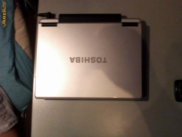 mini laptop toshiba nb 100 foto mare