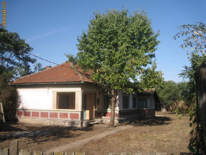 CASA DE VANZARE foto mare