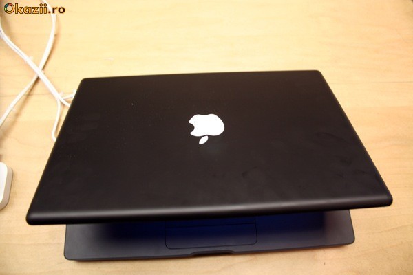 Apple MacBook Unibody Black Impecabil foto mare