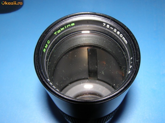 Teleobiectiv marca Tokina 75-260 / 4.5 foto mare