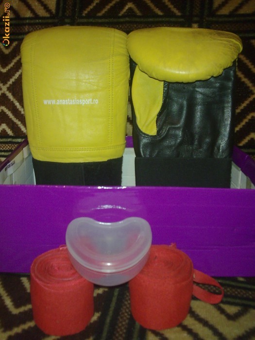 vand urgent manusi de box pt sac si bandaje de box foto mare