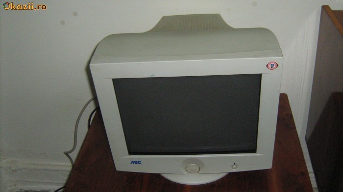 monitor crt AOC foto mare