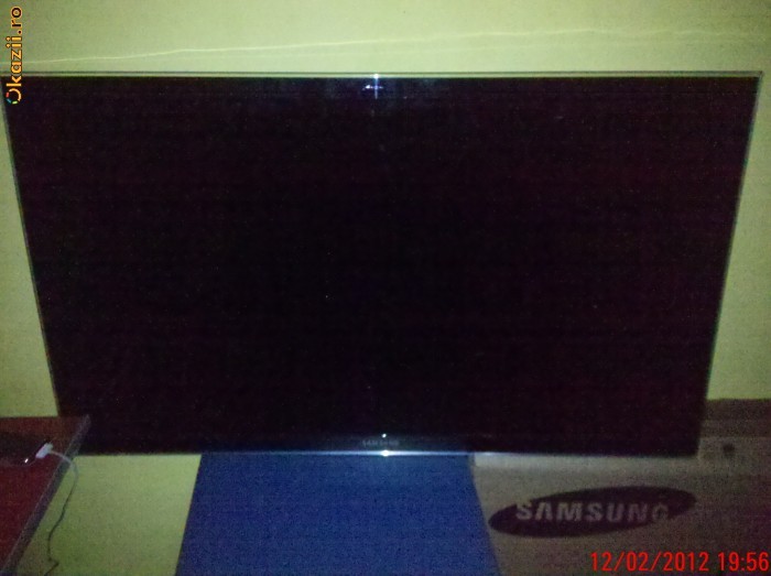 samsung led tv 5000 class diagonala 101 cm panou crapat foto mare
