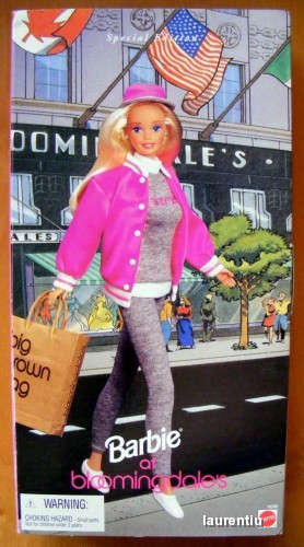 Barbie at Bloomingdale's 1996 - cutie tip carte, noua, superba foto mare