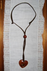 cravata snur, cu seminte si lemn, pentru bluza sau camasa foto